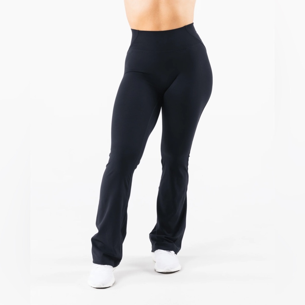 Alphalete Black Leggings